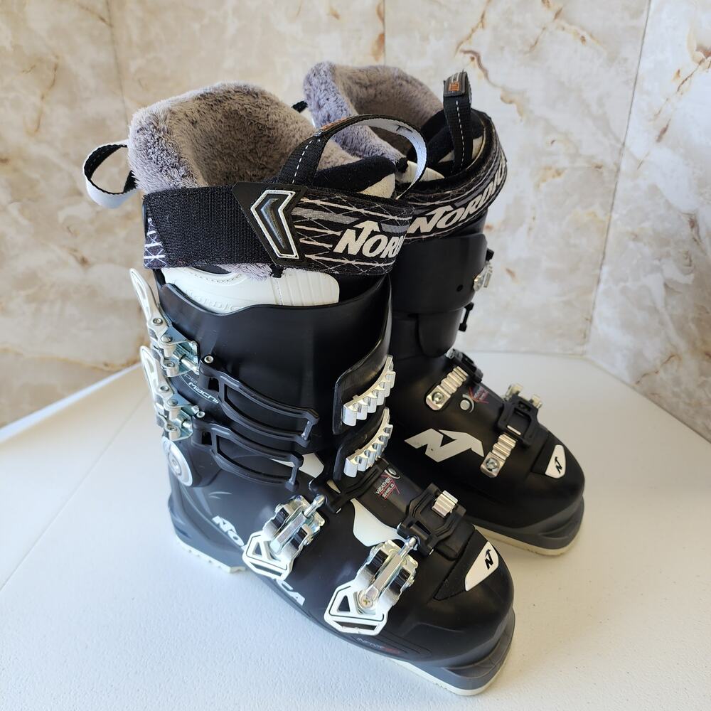 Nordica Speedmachine 85 Ski Boots Black Size 23-23.5